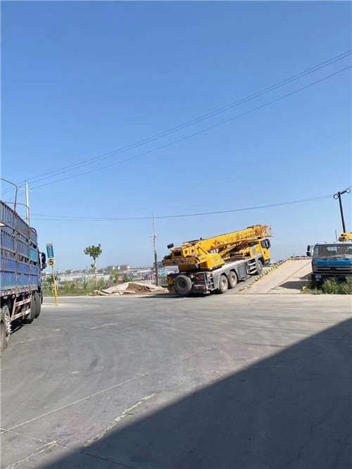 万柏林区25吨吊车的租赁价格大概是多少？