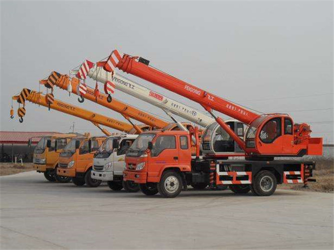 万柏林区设备出现故障导致停工，怎么处理？是否有备用设备替换？